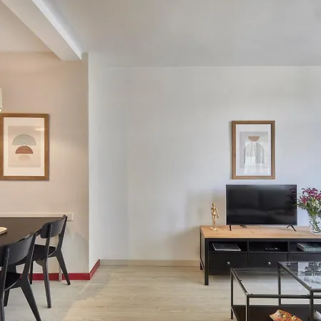 Bbarcelona Modern Eixample Flat-3